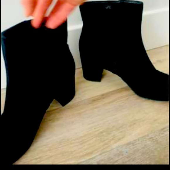 Black velvet booties with chunky heel(2”) - Picture 1 of 3